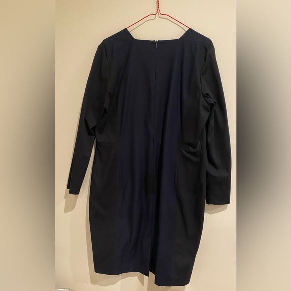 Jaeger Black and Blue Dress - Picture 2 of 5